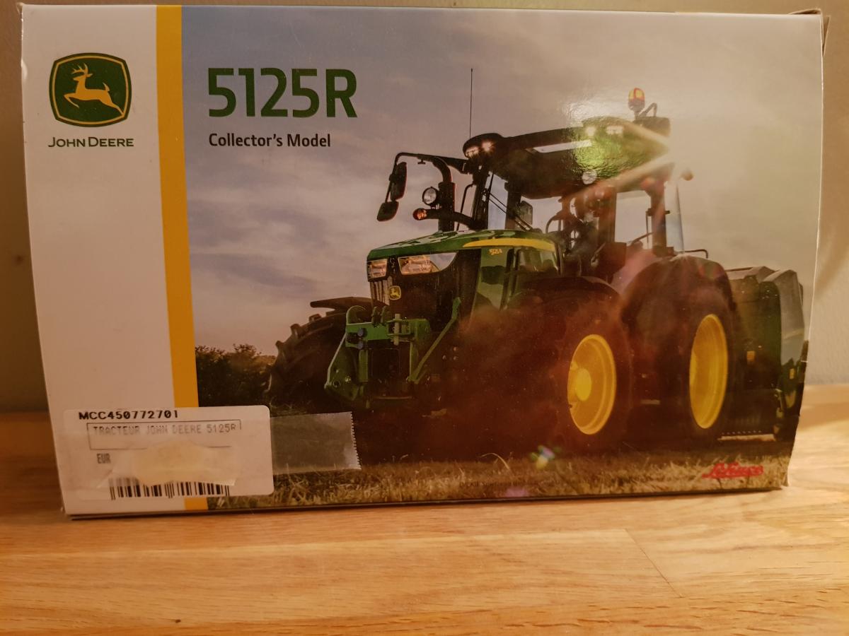 Miniature John Deere 5125 R Tracteur Agricole Schuco