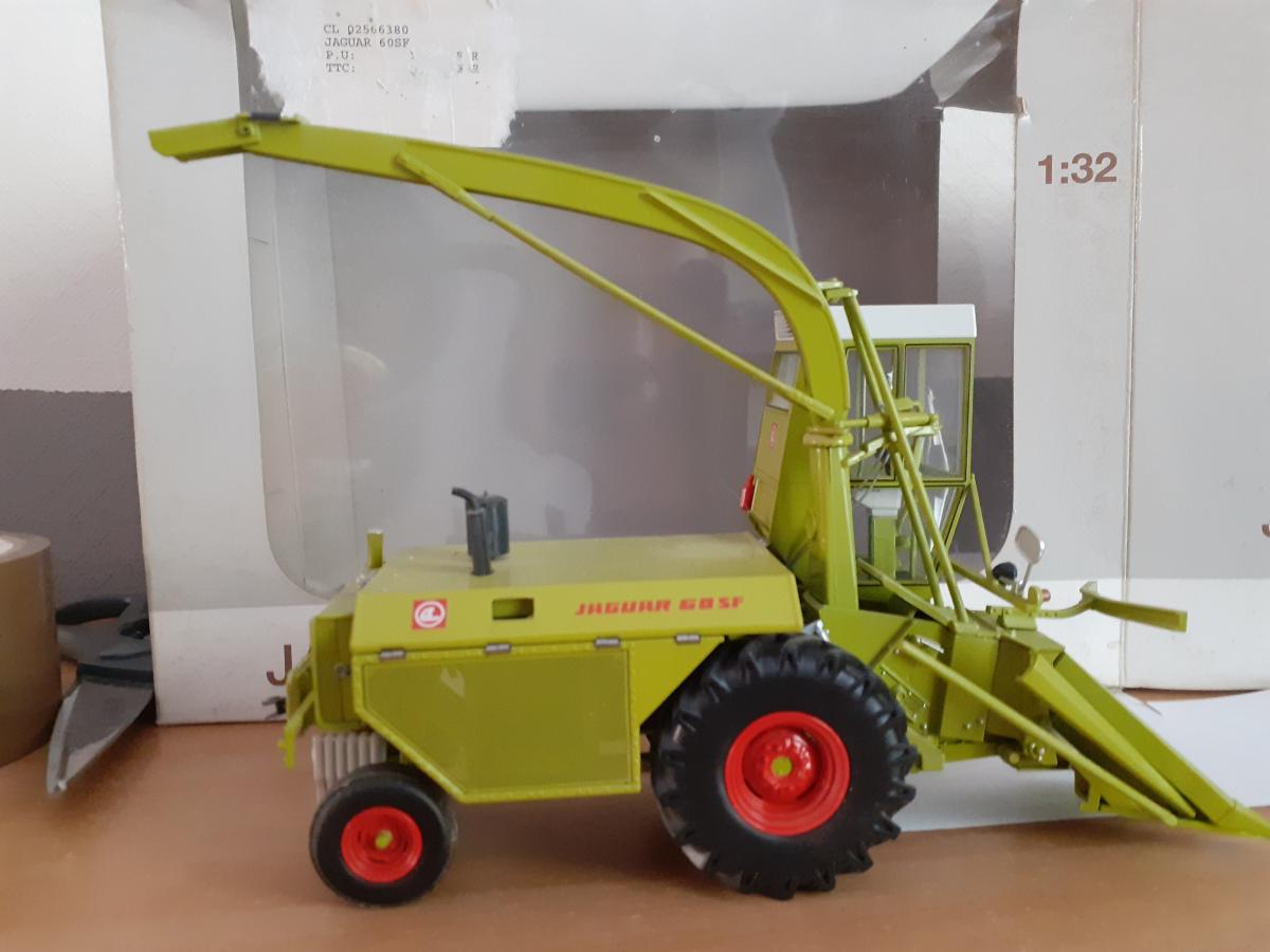 CLAAS Jaguar 60 sf occasion - Universal Hobbies (UH) 1/32