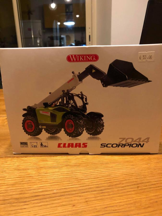 CLAAS scorpion 7044 wiking modifier occasion - Wiking 1/32