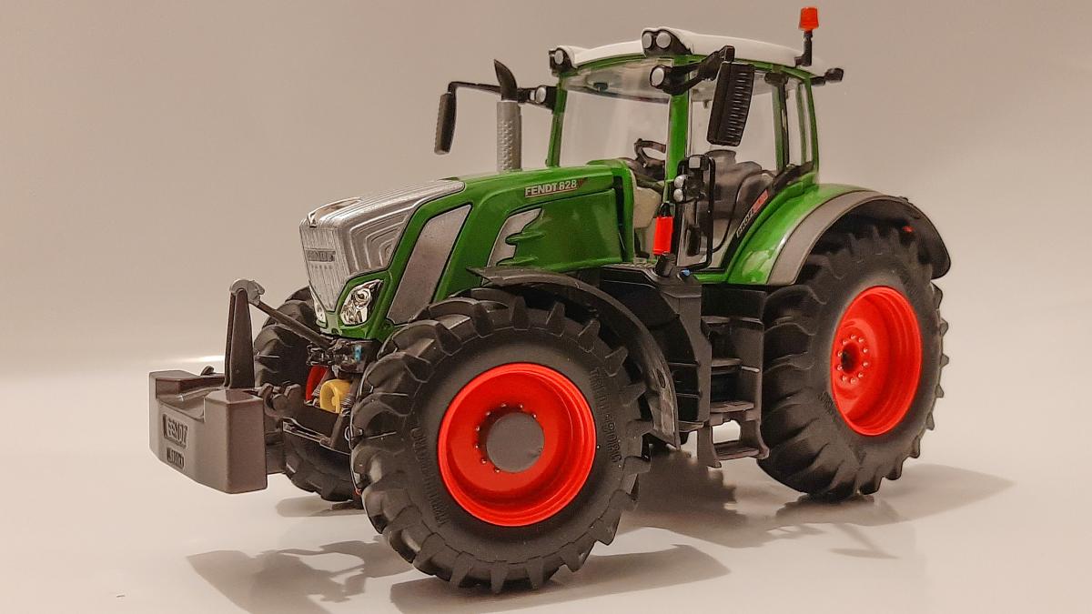 FENDT 828 Design Line occasion - Wiking 1/32 - Tracteurs simples 