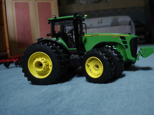 john deere 8430 ertl precision