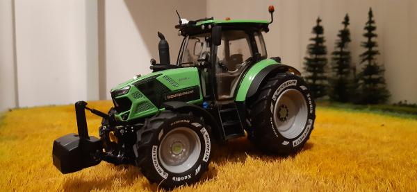 DEUTZ 6140 TTV usato - Ros 1/32 - Trattori semplici - UniversMini