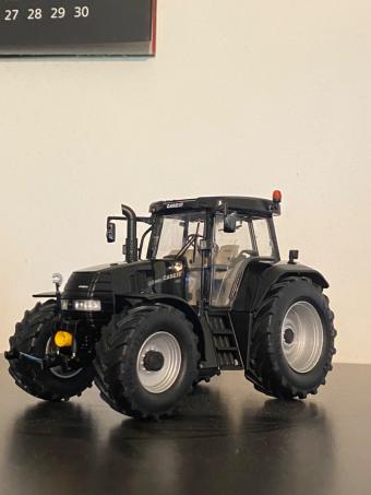 CASE IH CVX Black Édition 