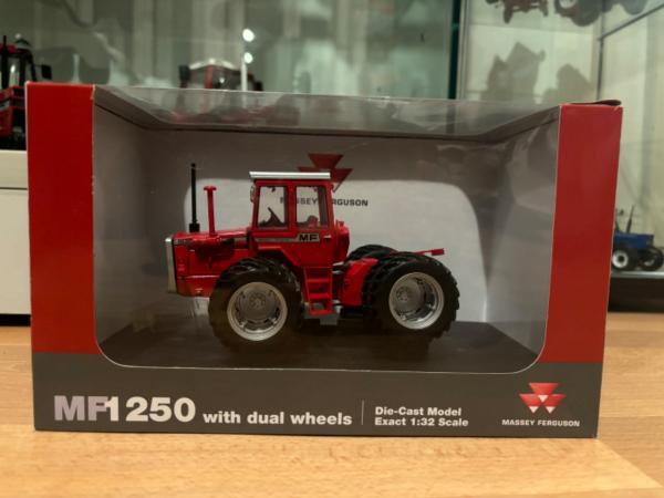 MASSEY-FERGUSON 1250 8 roues 