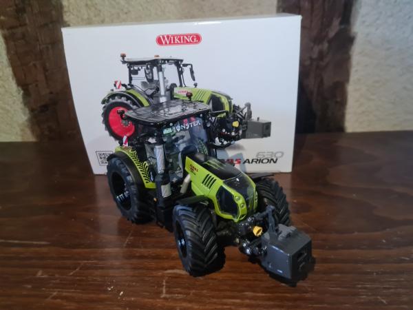 CLAAS arion 630 monster 