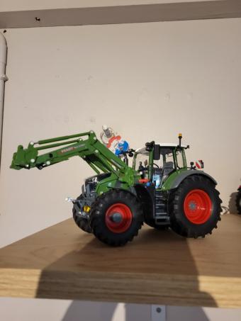 FENDT 724