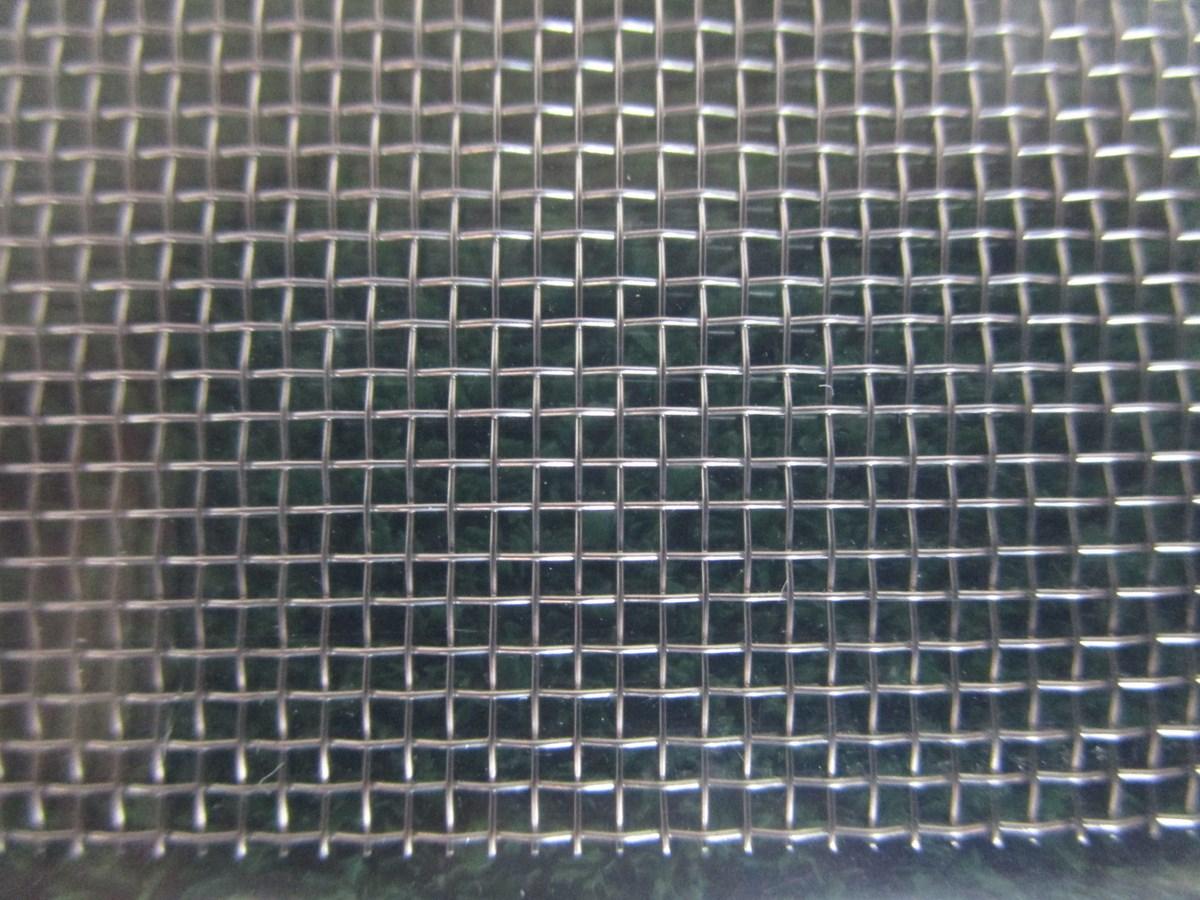 Grille inox diag. Maille 1.7x3.5mm - 140x200mm